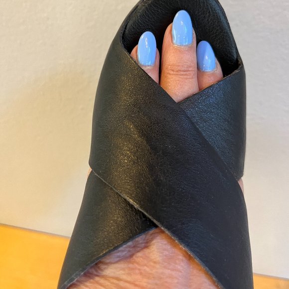 Platform Wedge Sandals - Picture 15 of 15